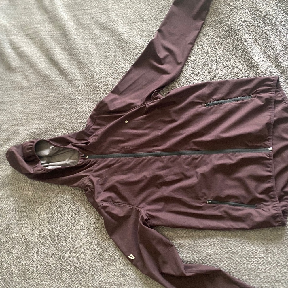 Vuori outdoor trainer shell
